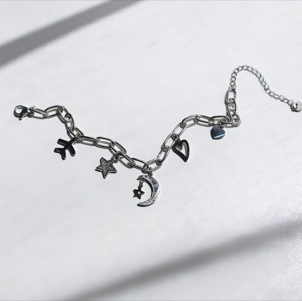Çelik Charm Bileklik