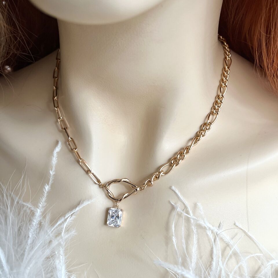 Xuping Taşlı Vip Kolye