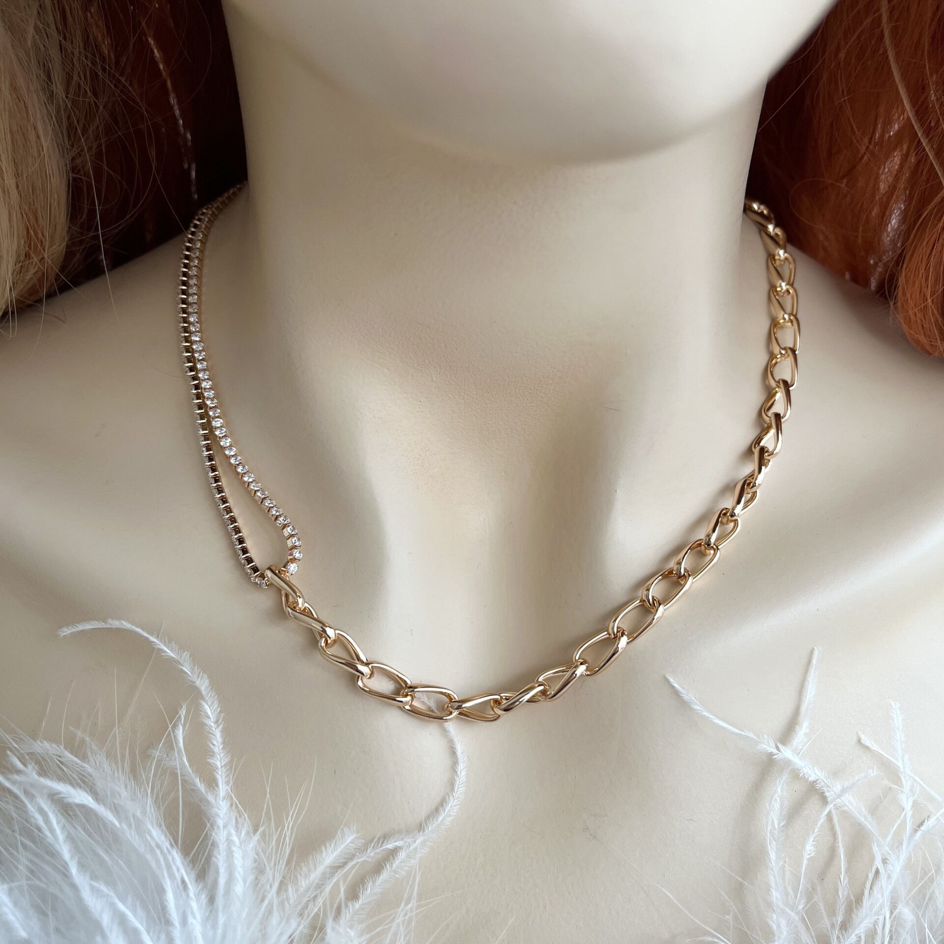 Xuping Su Yolu Kolye