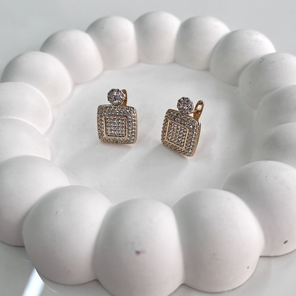 Xuping Taşlı Kare Küpe