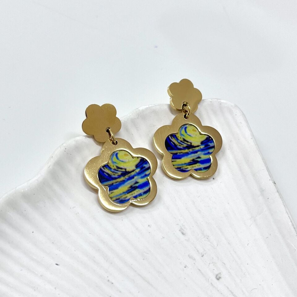 Çelik Yıldızlı Gece Küpe