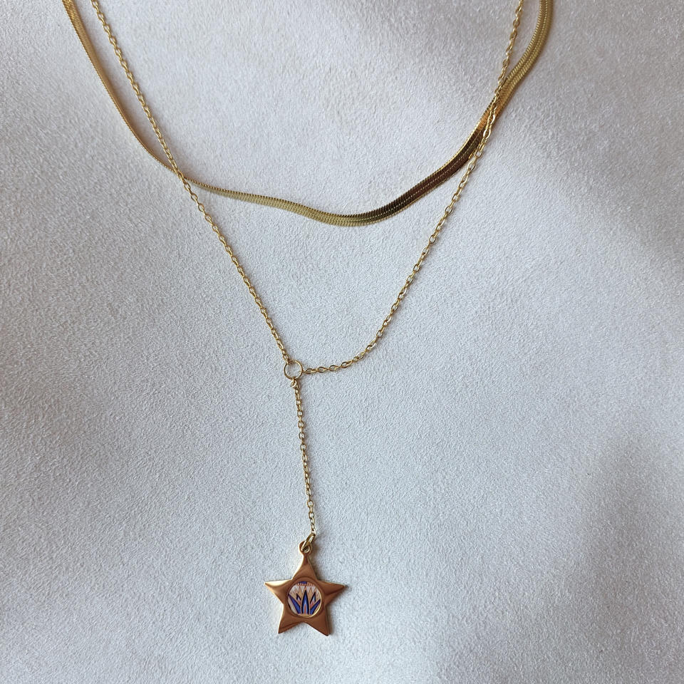 Çelik Yıldızlı Kolye