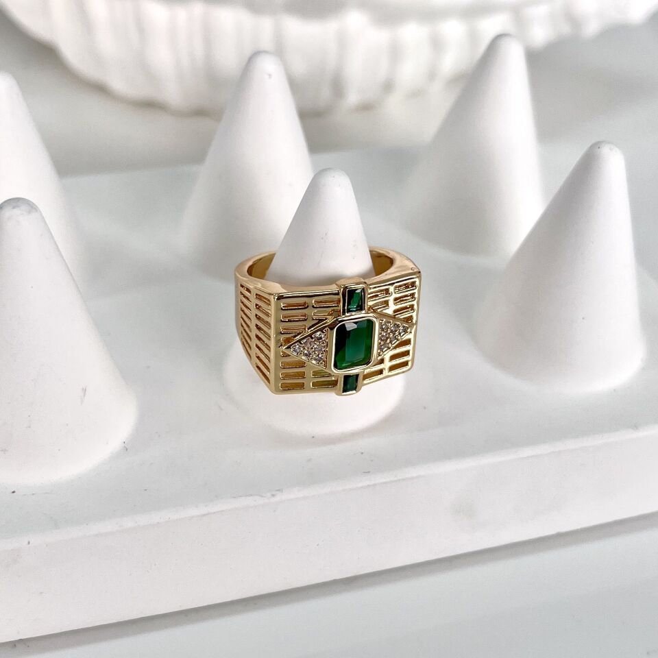 Özel Seri Yeşil Taşlı Yüzük