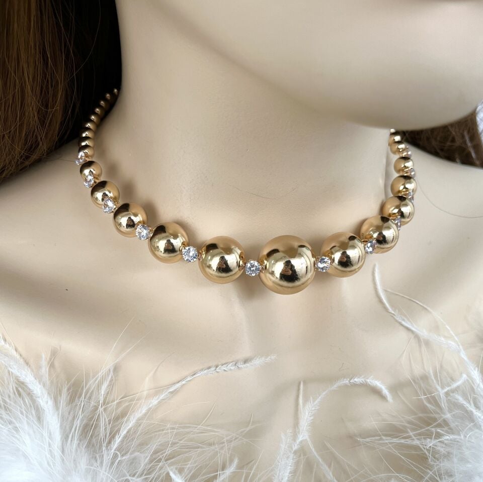 Özel Seri Topçuklu Choker Kolye