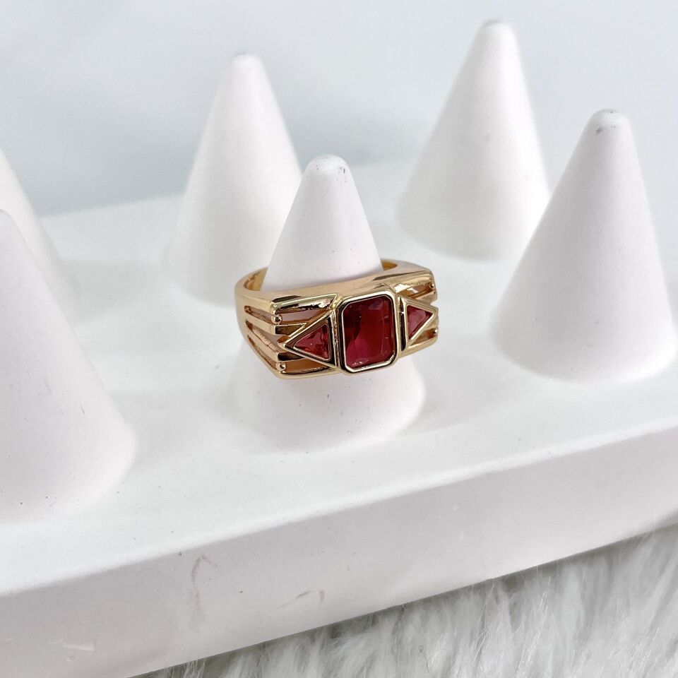 Özel Seri Kırmızı Taşlı Yüzük