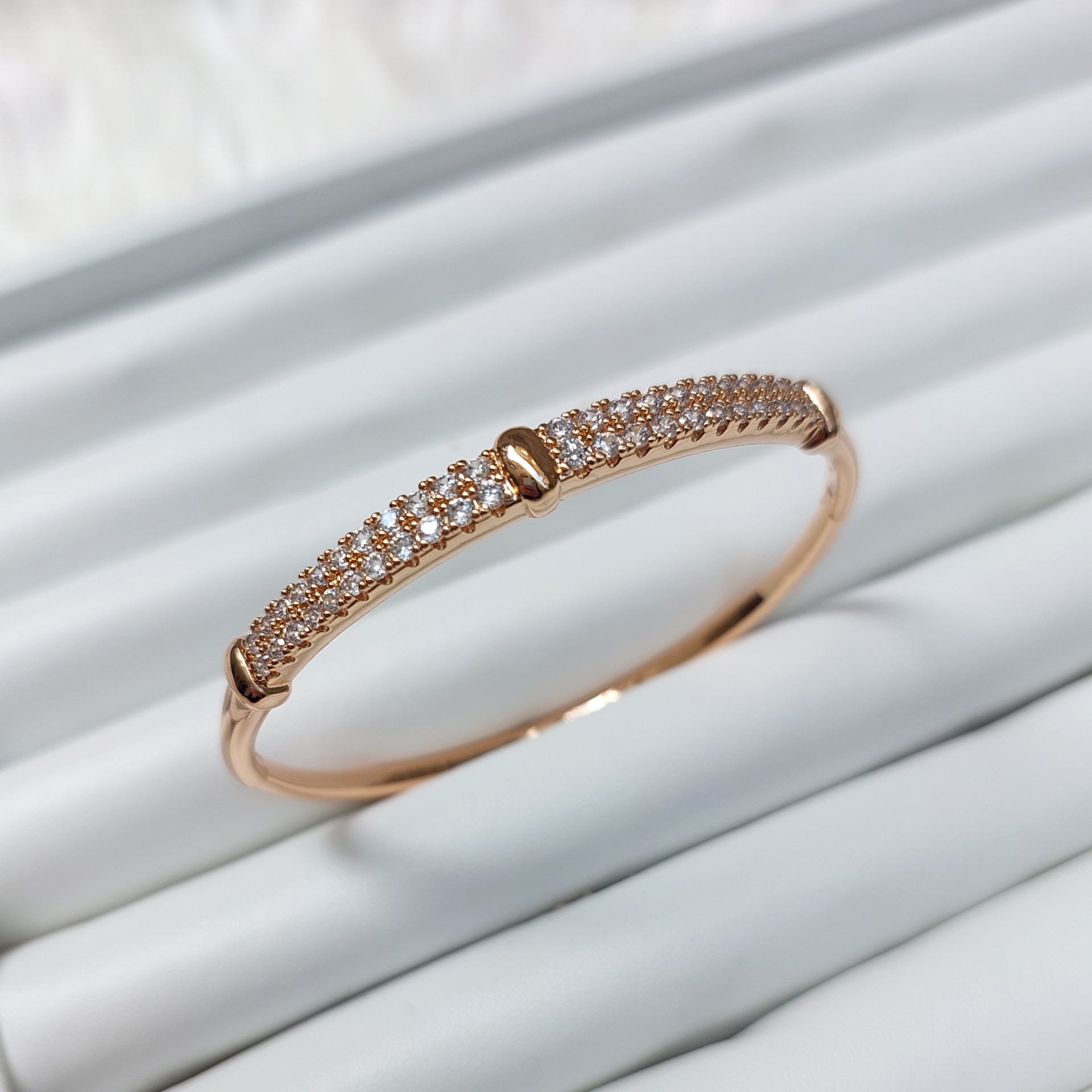 Xuping Vip Zirkon Kelepçe