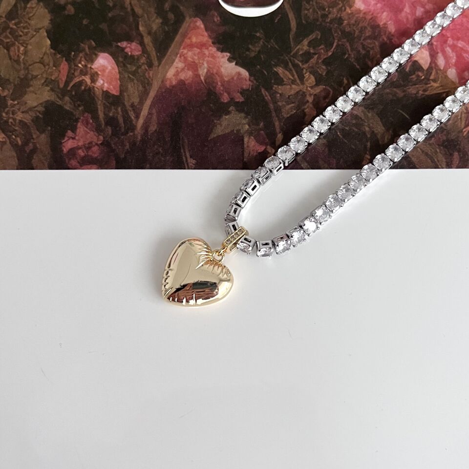 Özel Seri Su Yolu Kalp Kolye