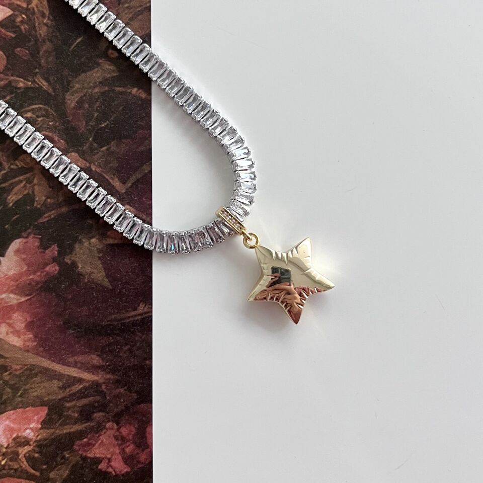 Özel Seri Baget Taşlı Yıldız Kolye