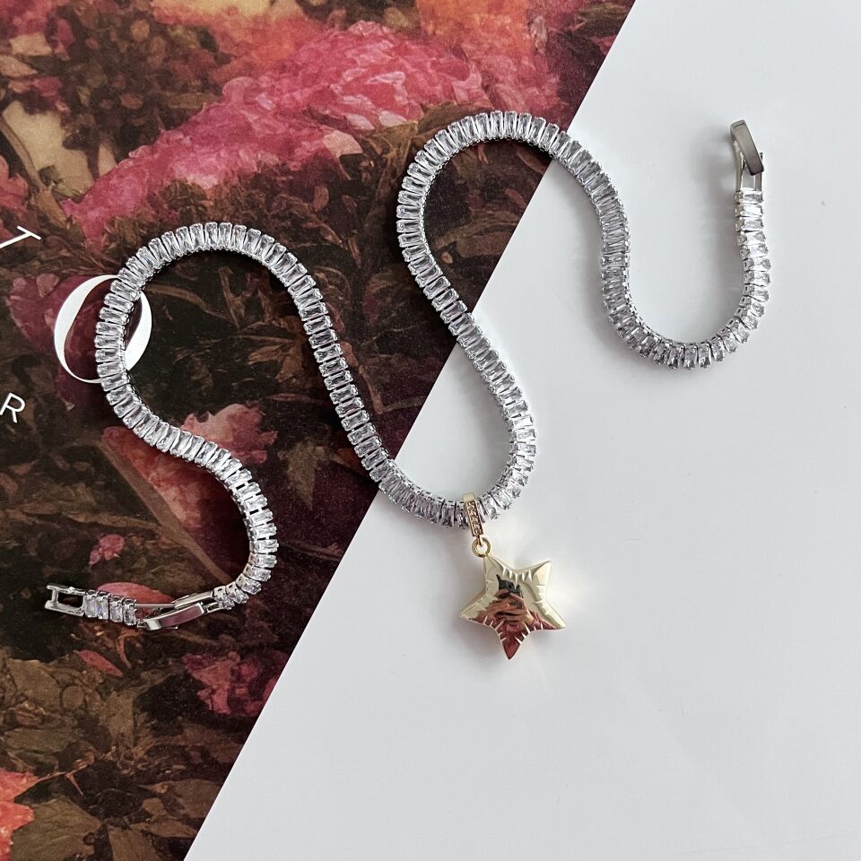 Özel Seri Baget Taşlı Yıldız Kolye