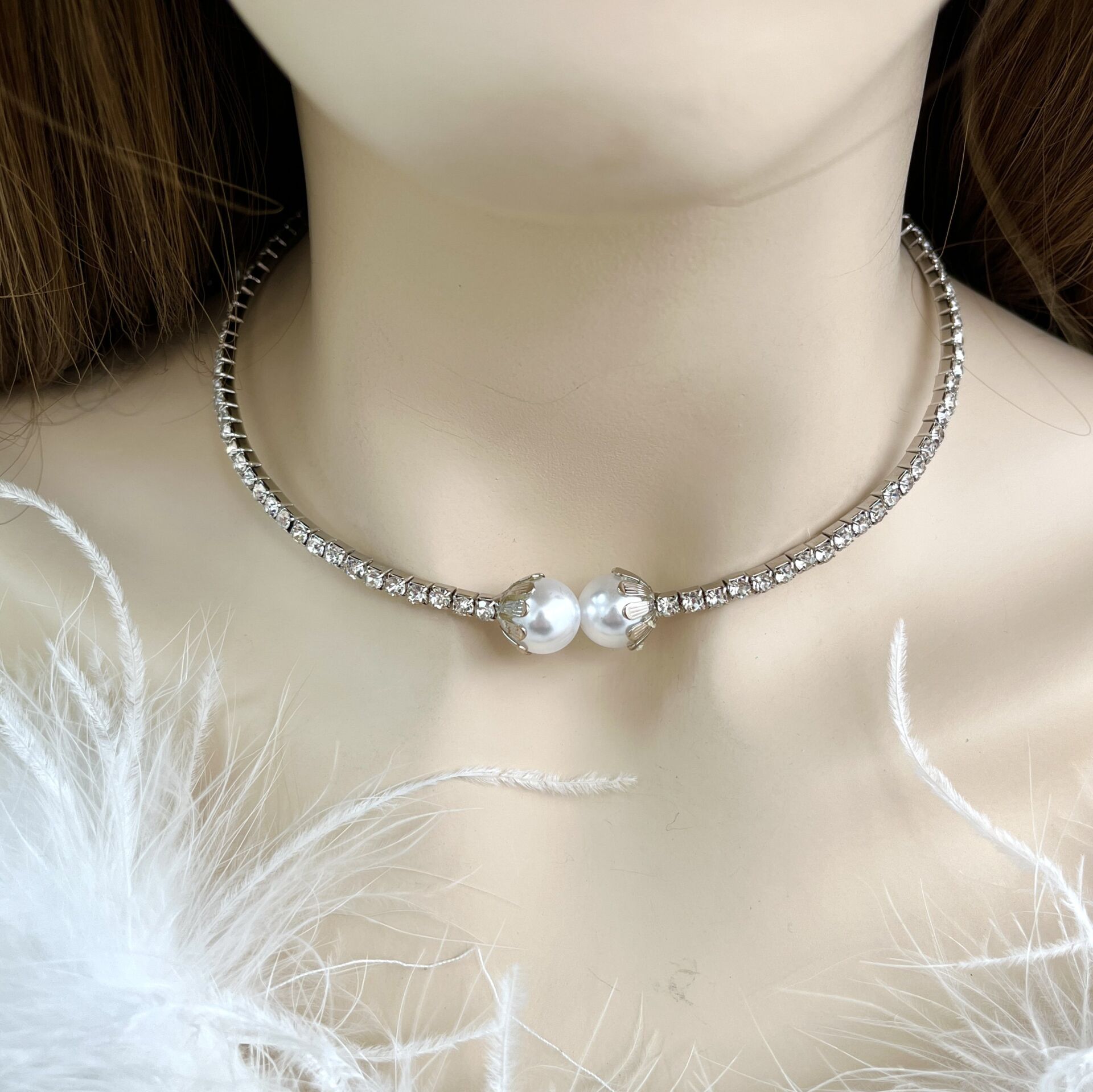 Özel Seri Zirkon Taş Sıralı Choker Kolye