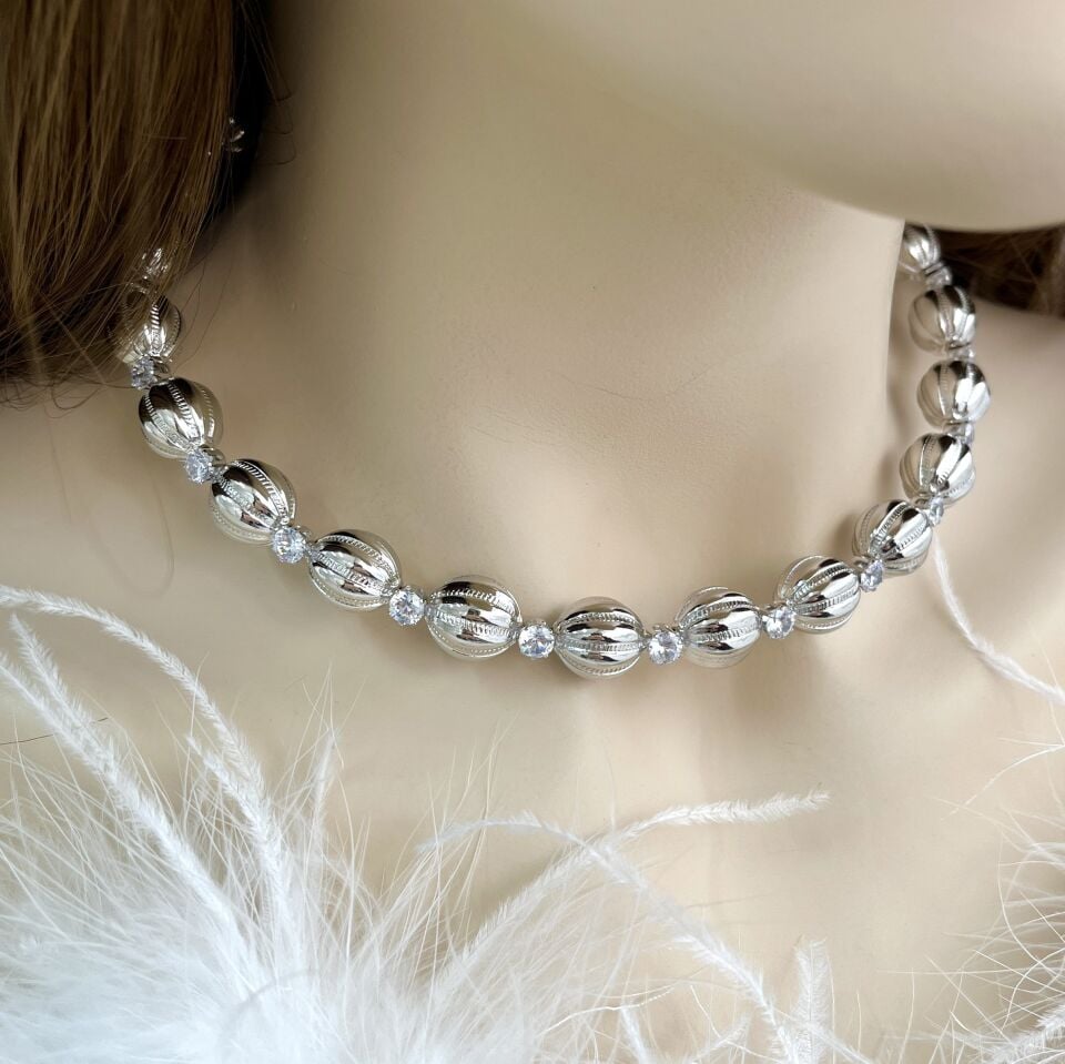 Özel Seri Taşlı Choker Kolye