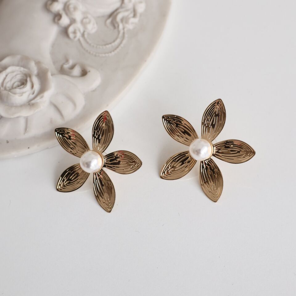 İthal Çiçek Plaka Küpe