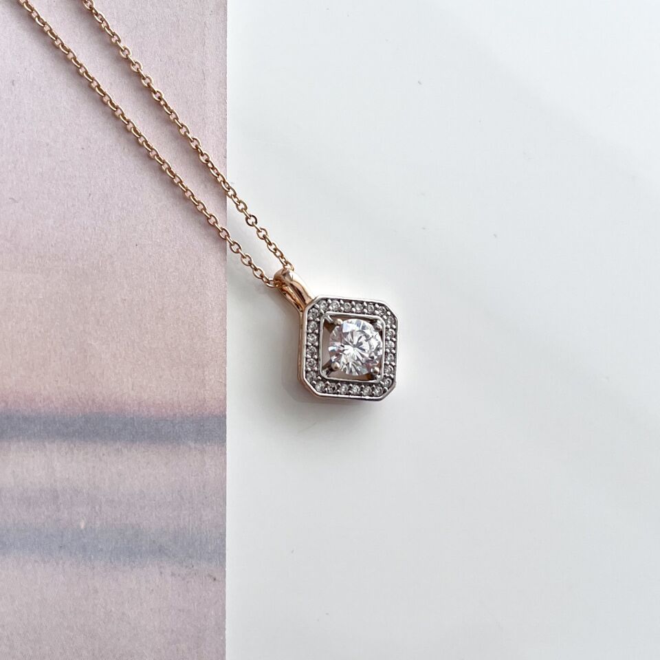 Xuping Zirkon Taş Kolye