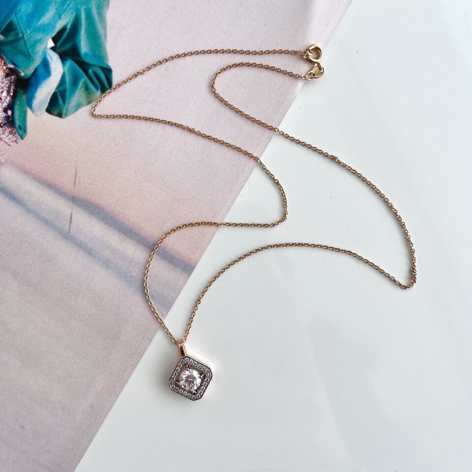 Xuping Zirkon Taş Kolye