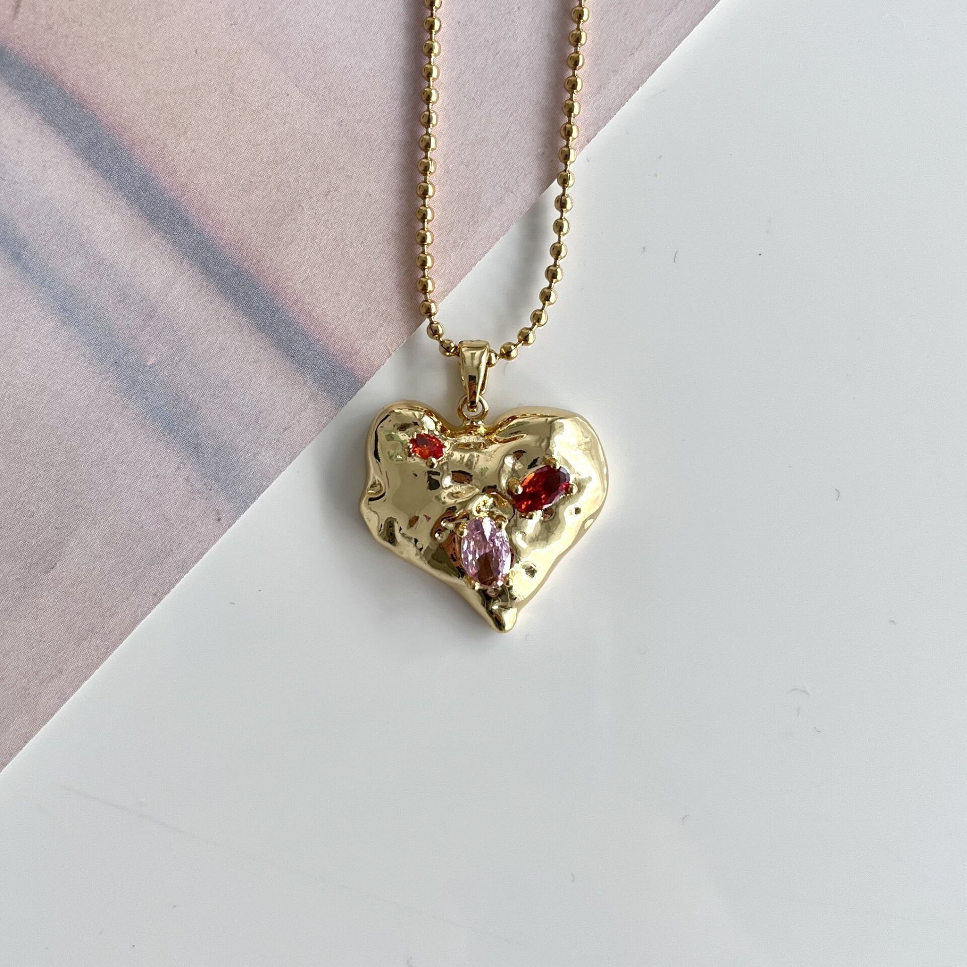 Çelik Baget Taşlı Kalp Kolye