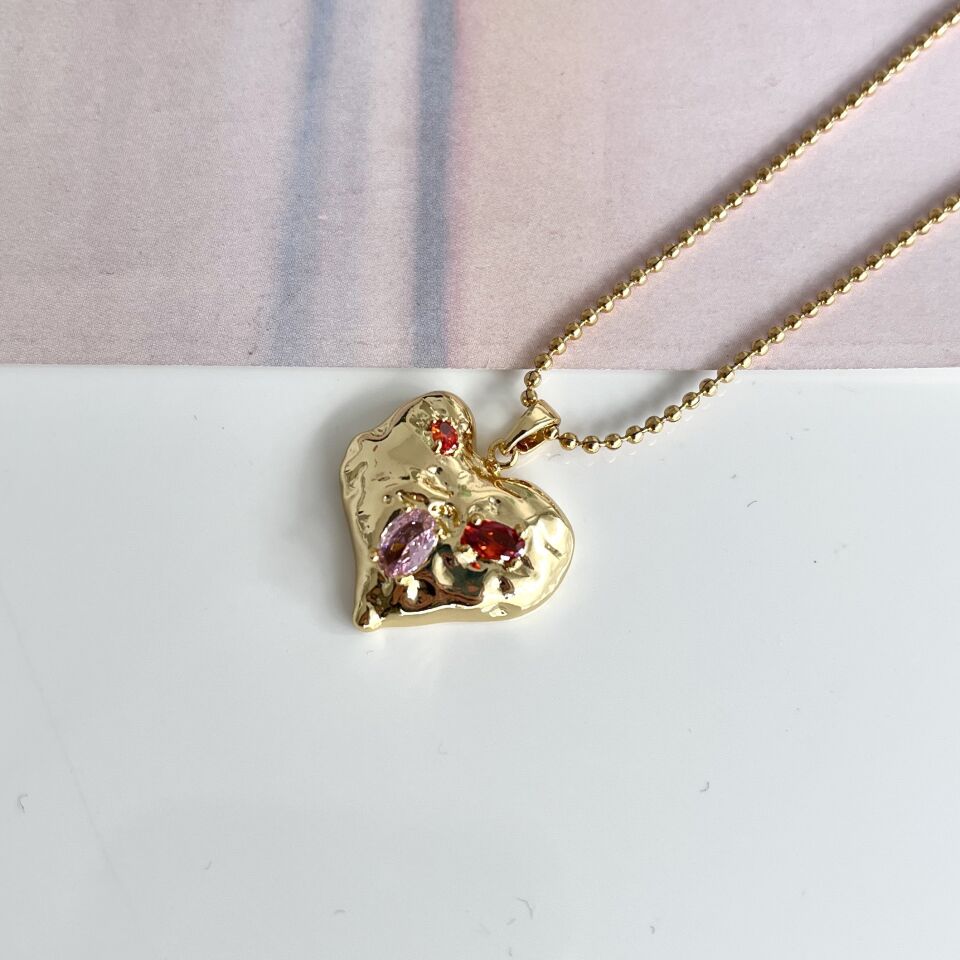 Çelik Baget Taşlı Kalp Kolye