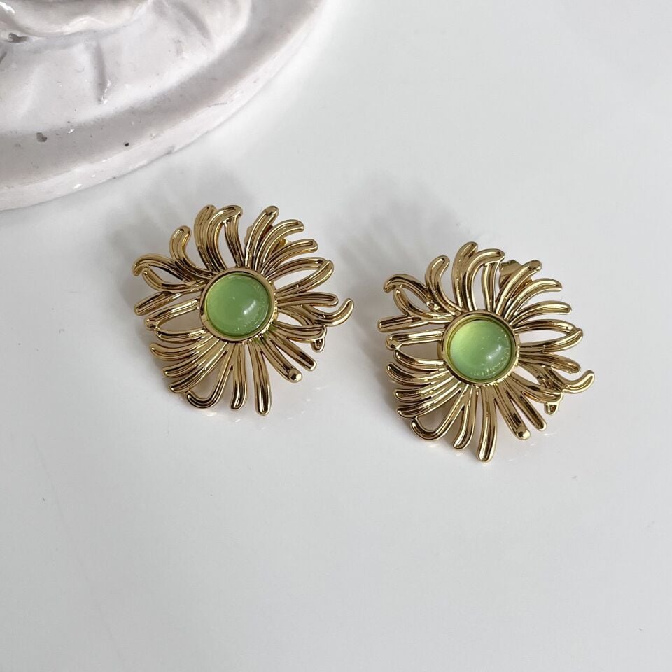 Çelik Kedi Gözü Küpe