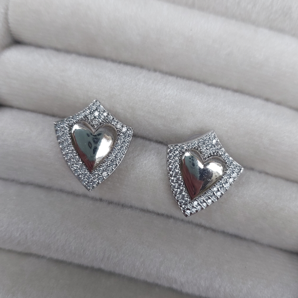 Özel Seri Kalp Arma Küpe