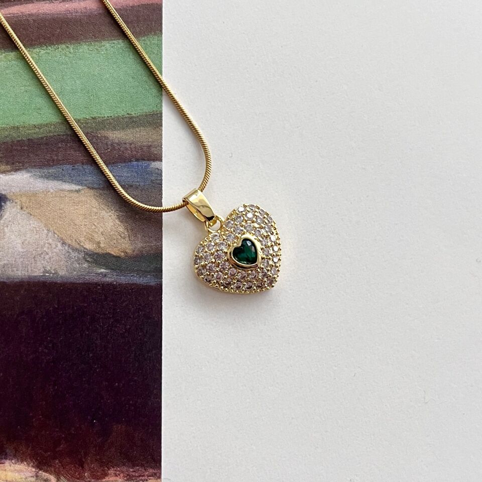 Çelik Yeşil Kalpli Zirkon Kolye