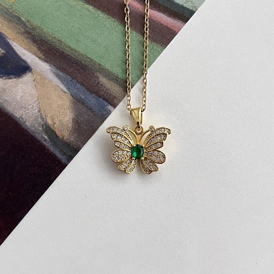 Çelik Yeşil Taş Kelebek Kolye