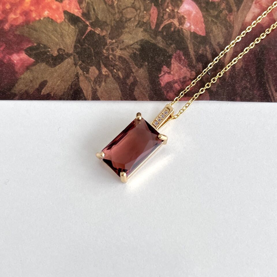 Çelik Bordo Taşlı Kolye