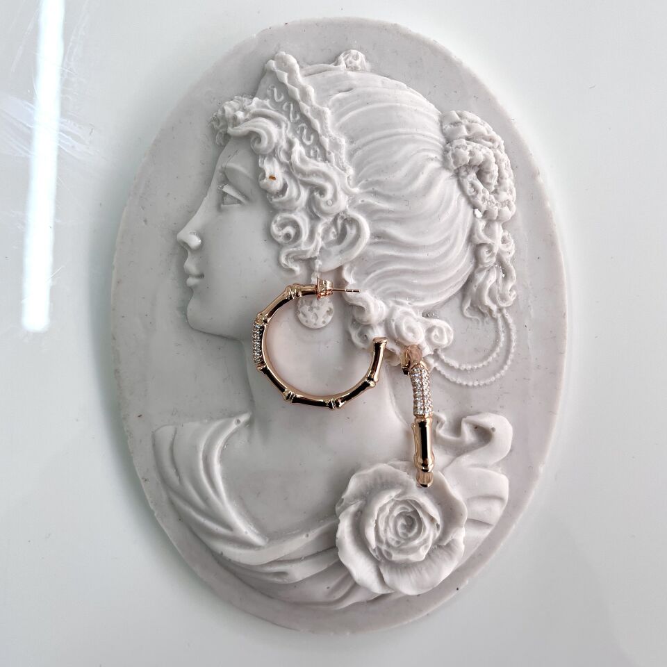 Xuping Taşlı Halka Küpe