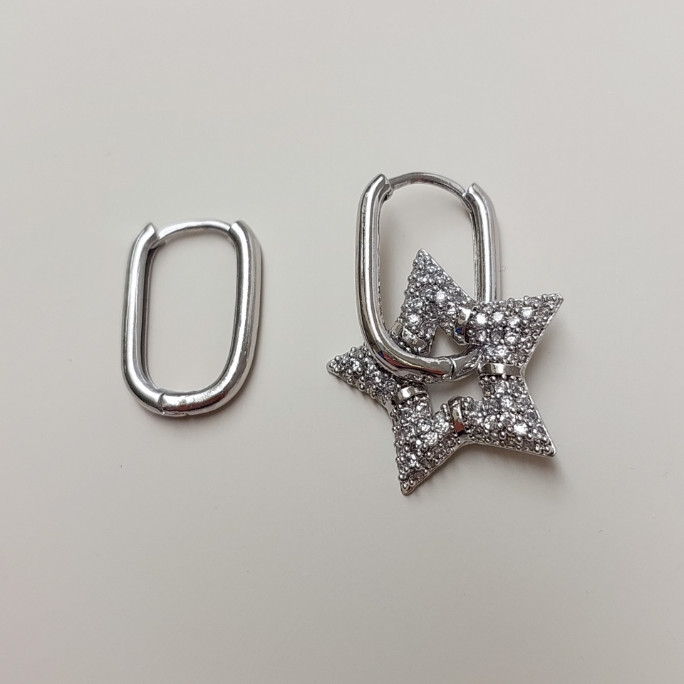 Özel Seri Zirkon Taşlı Yıldız Küpe