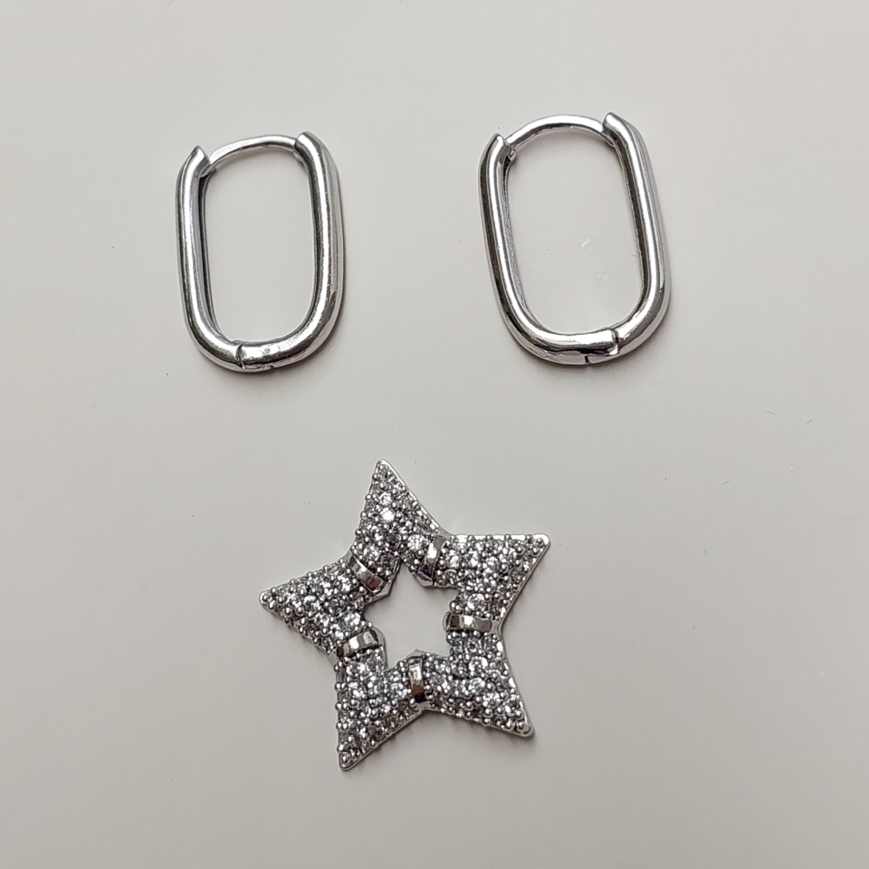 Özel Seri Zirkon Taşlı Yıldız Küpe