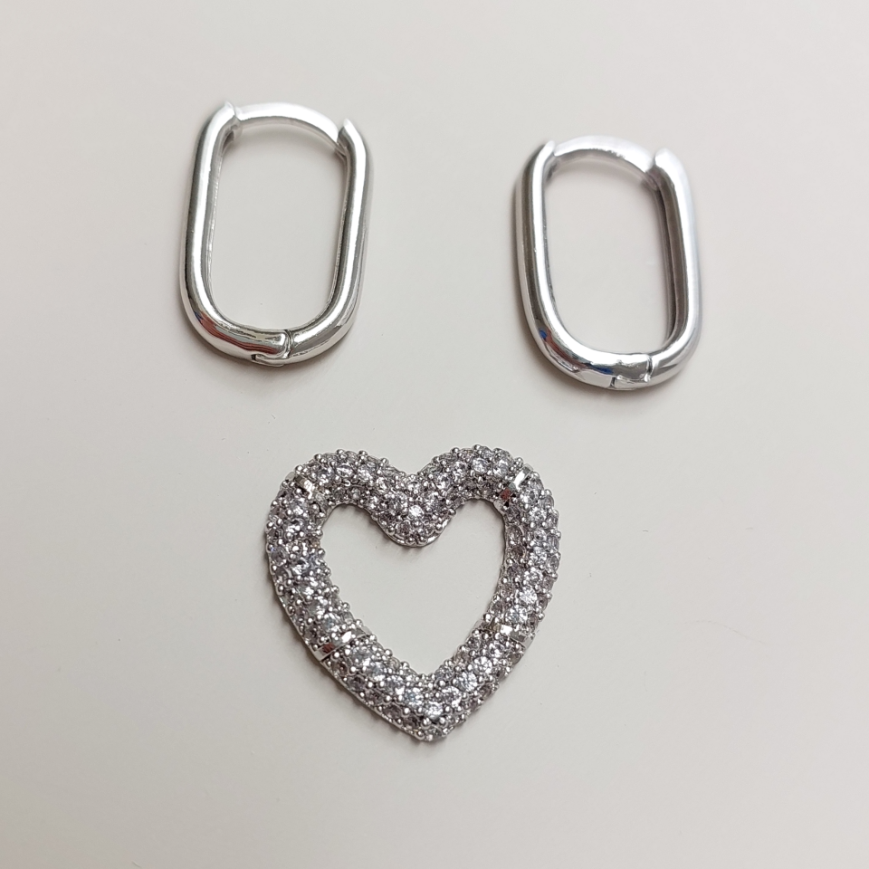 Özel Seri Zirkon Taşlı Kalp Küpe