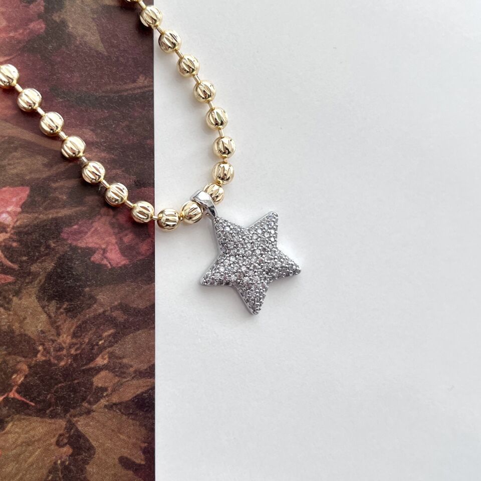 Özel Seri Yıldız Kolye