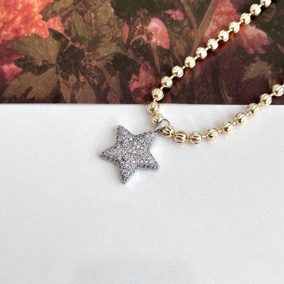 Özel Seri Yıldız Kolye