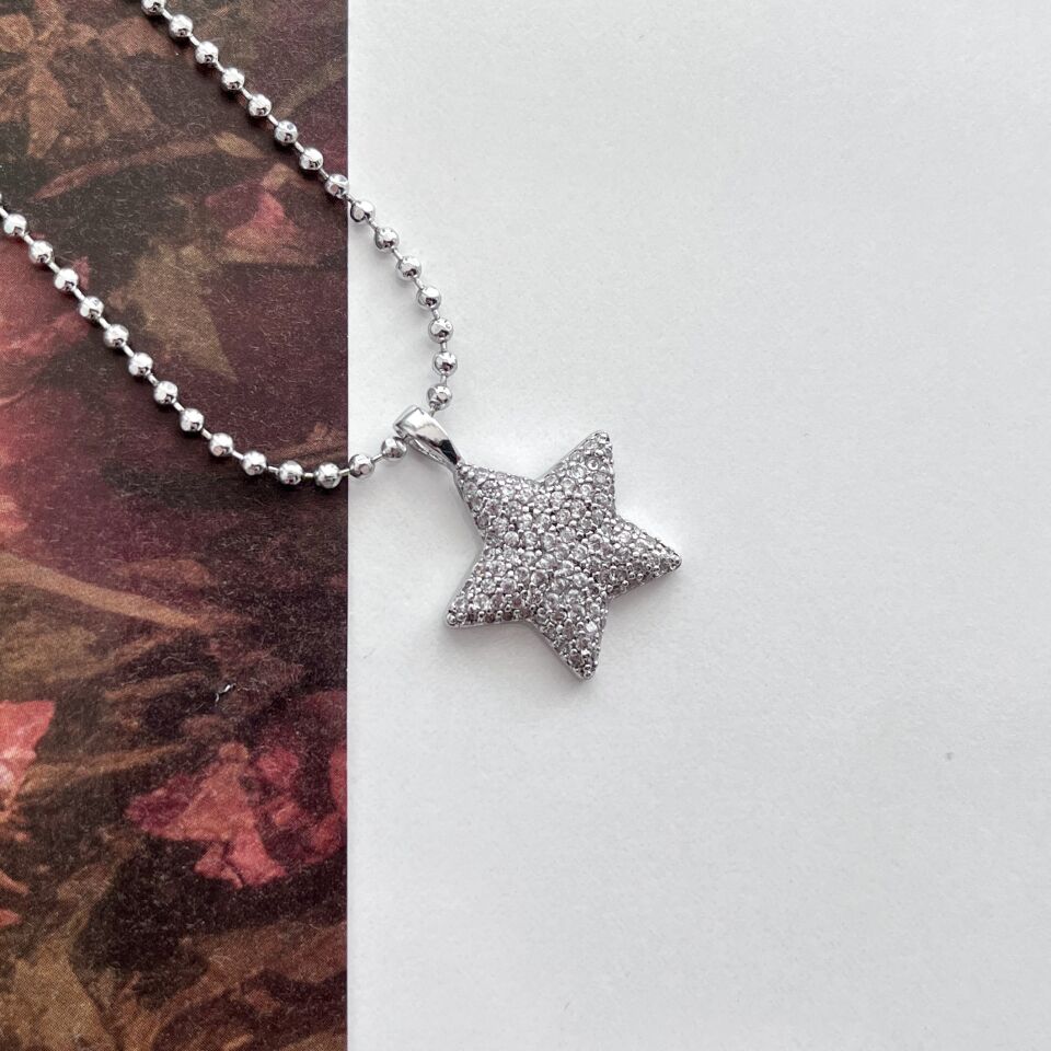 Özel Seri Yıldız Kolye