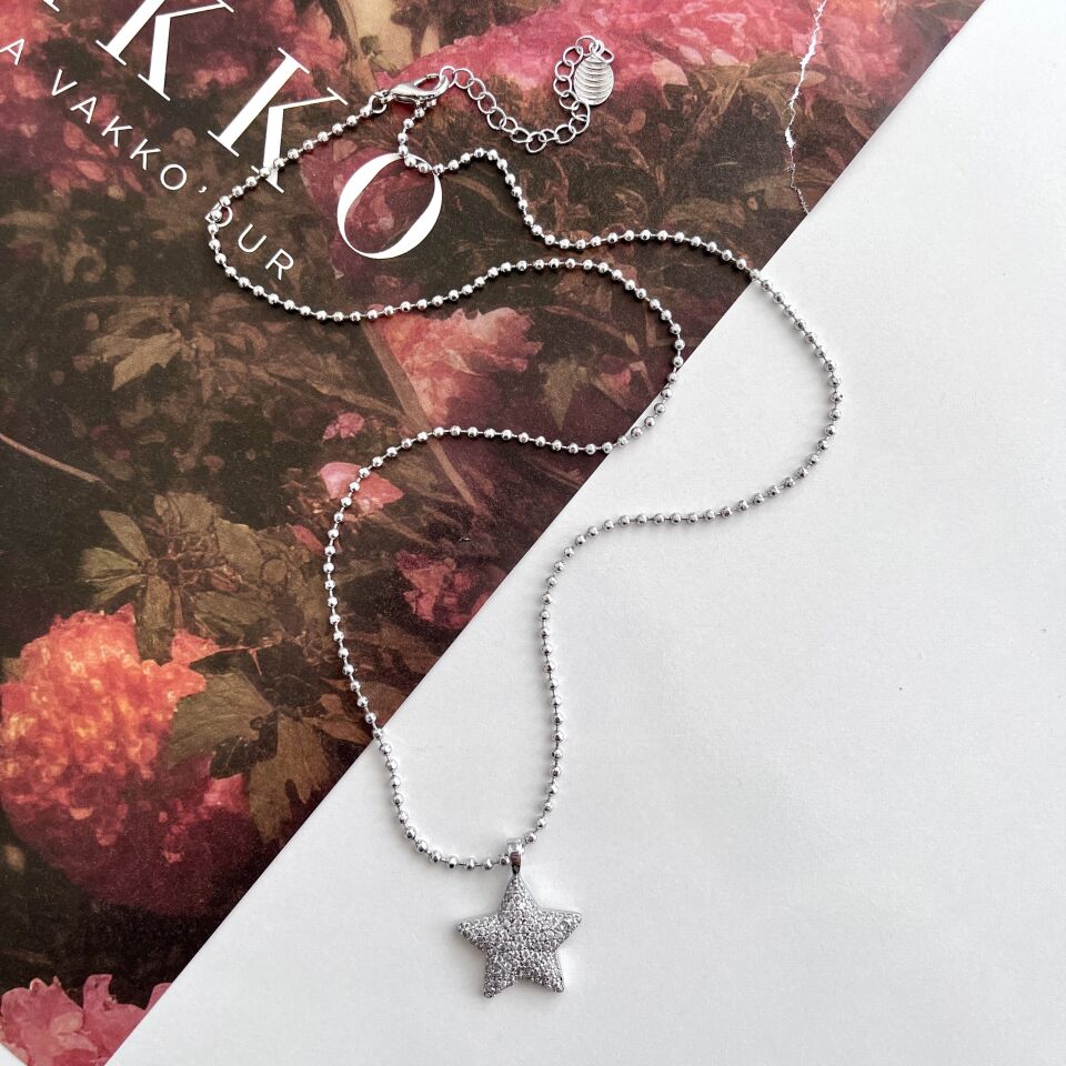 Özel Seri Yıldız Kolye