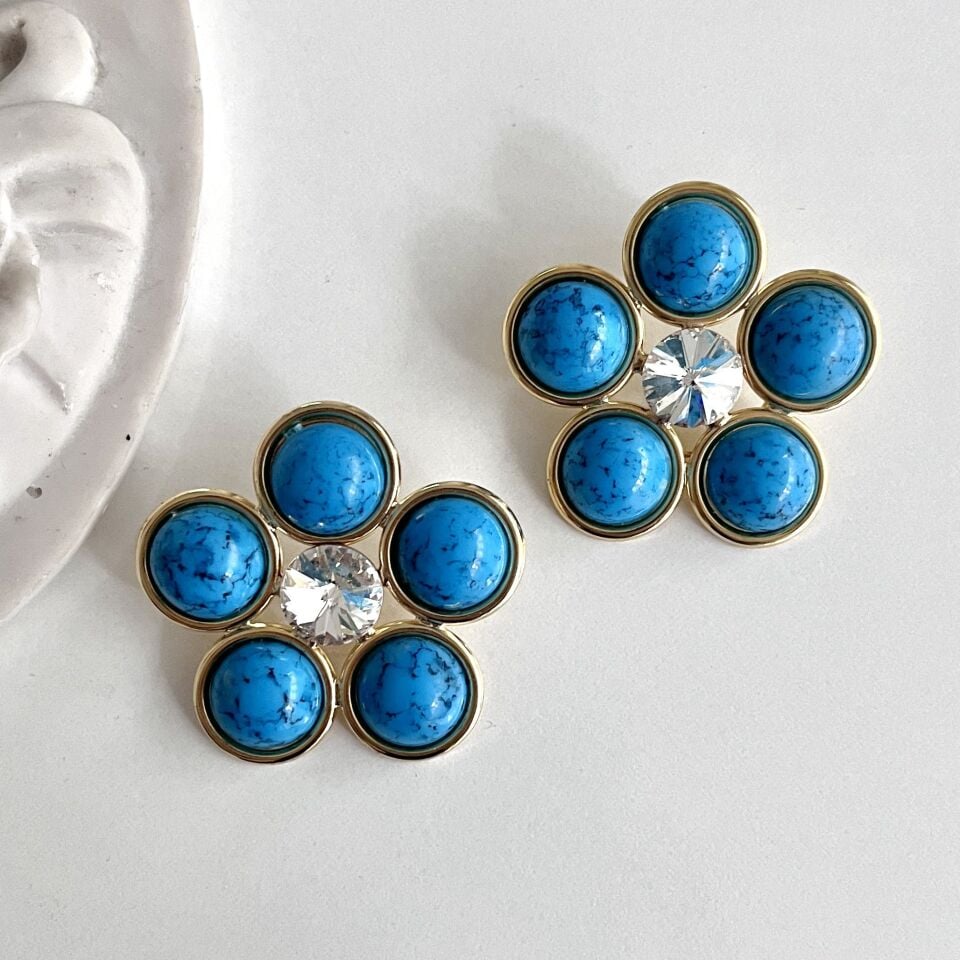 Mavi Taşlı Çiçek Küpe