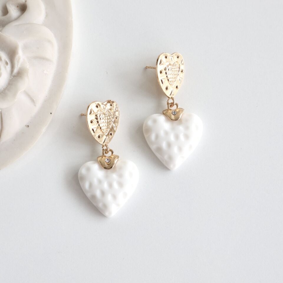 İthal Beyaz Kalp Küpe