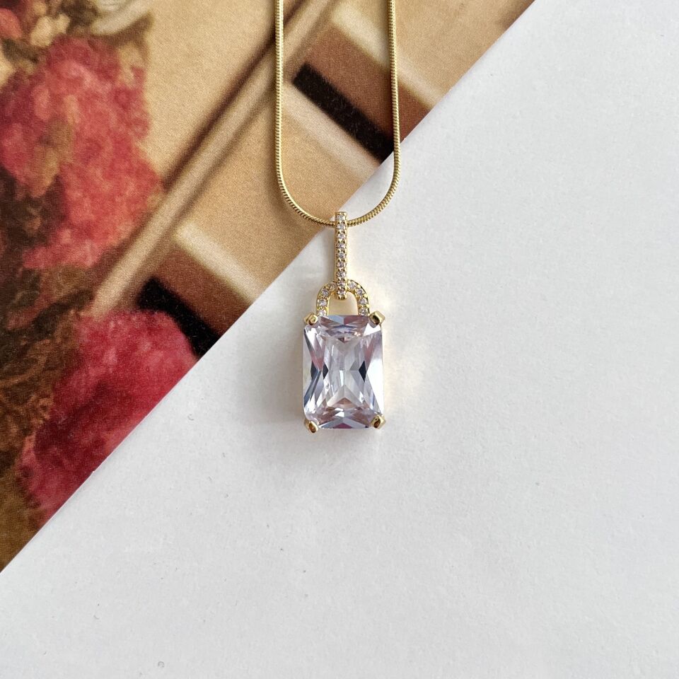 Çelik Zirkon Taş Kolye