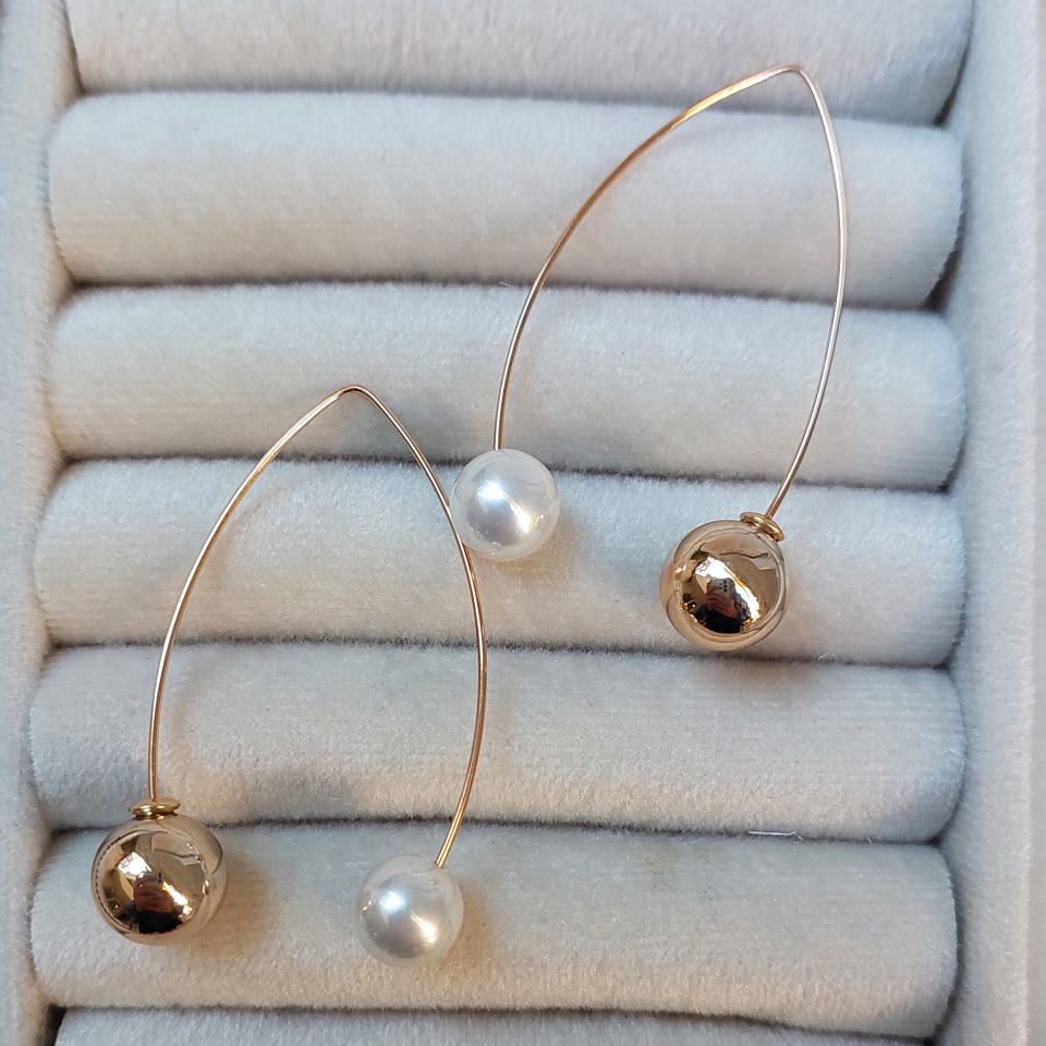 Xuping Geçirmeli Küpe