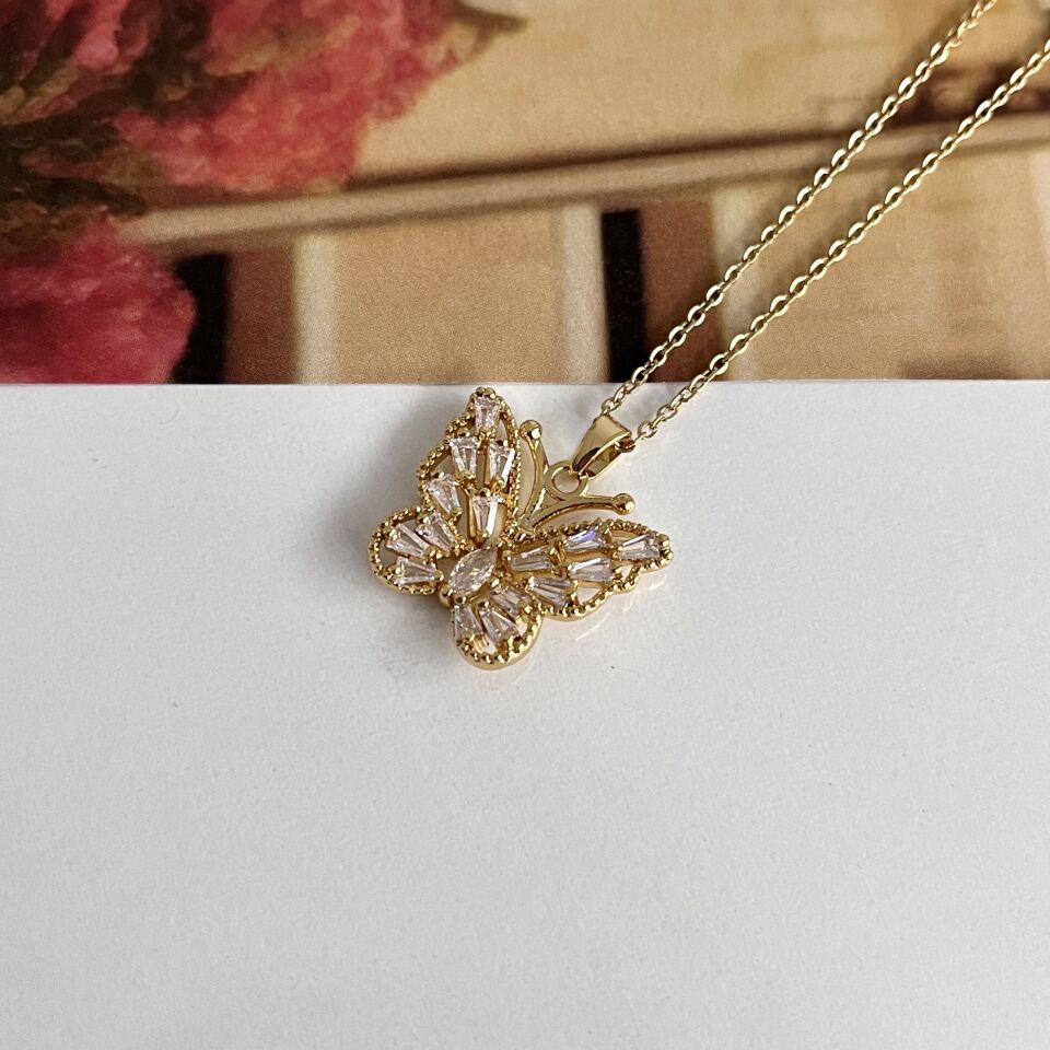 Çelik Baget Taş Kelebek Kolye