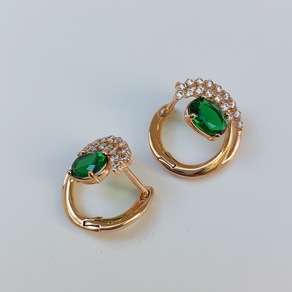 Xuping Yeşil Taşlı Küpe