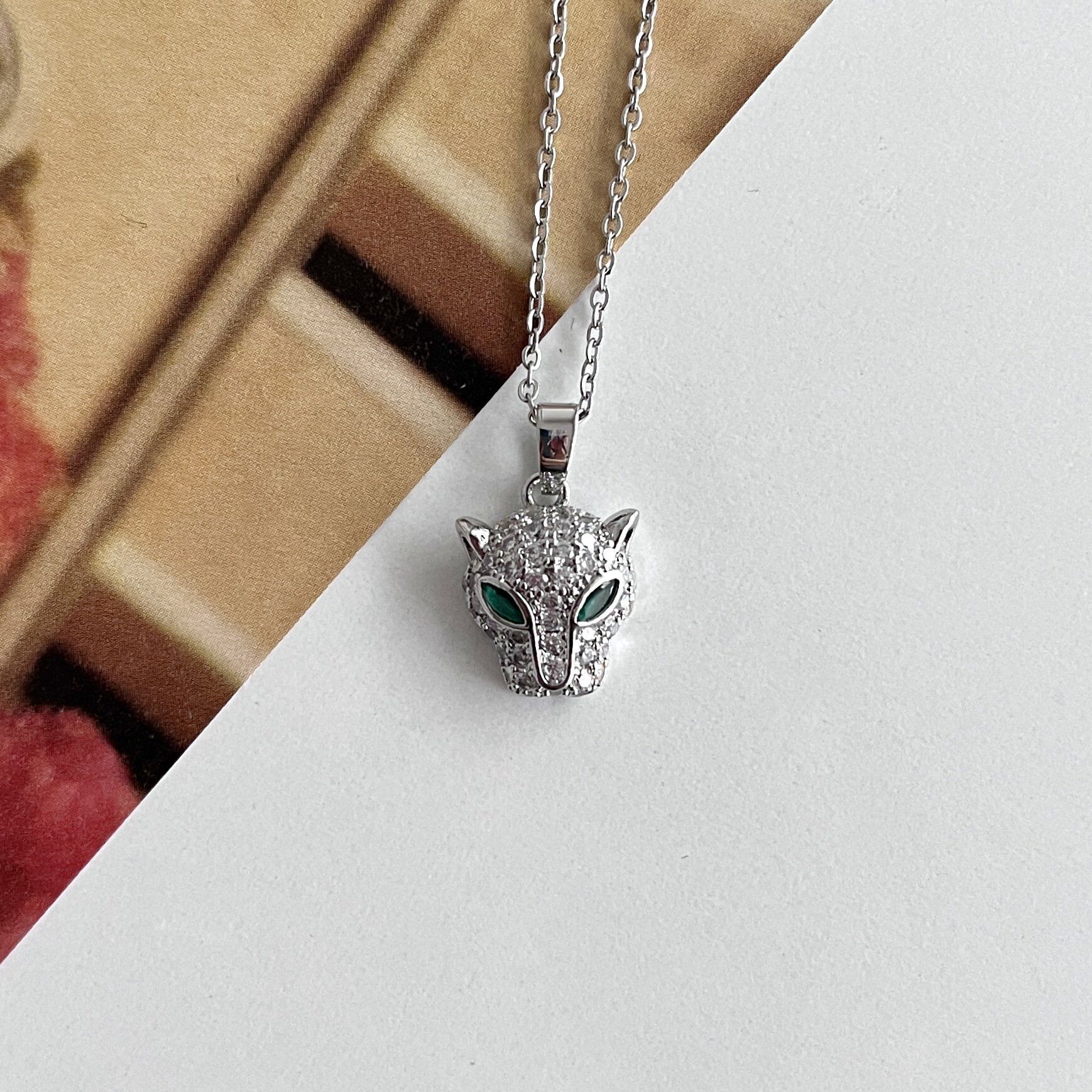 Çelik Yeşil Gözlü Kaplan Kolye