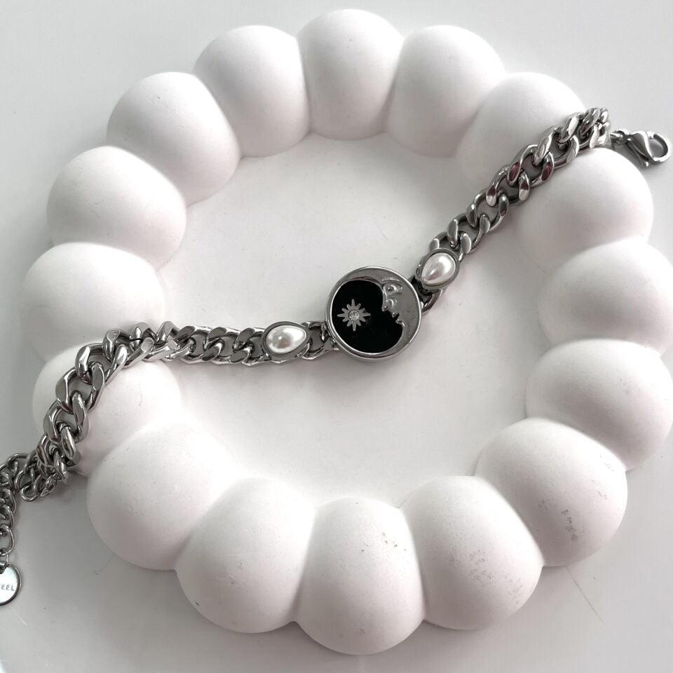 Çelik Ay Desen Bileklik