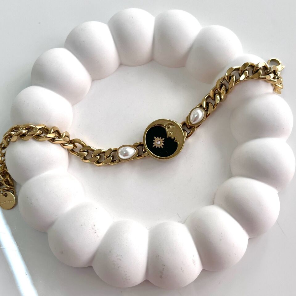 Çelik Ay Desenli Bileklik