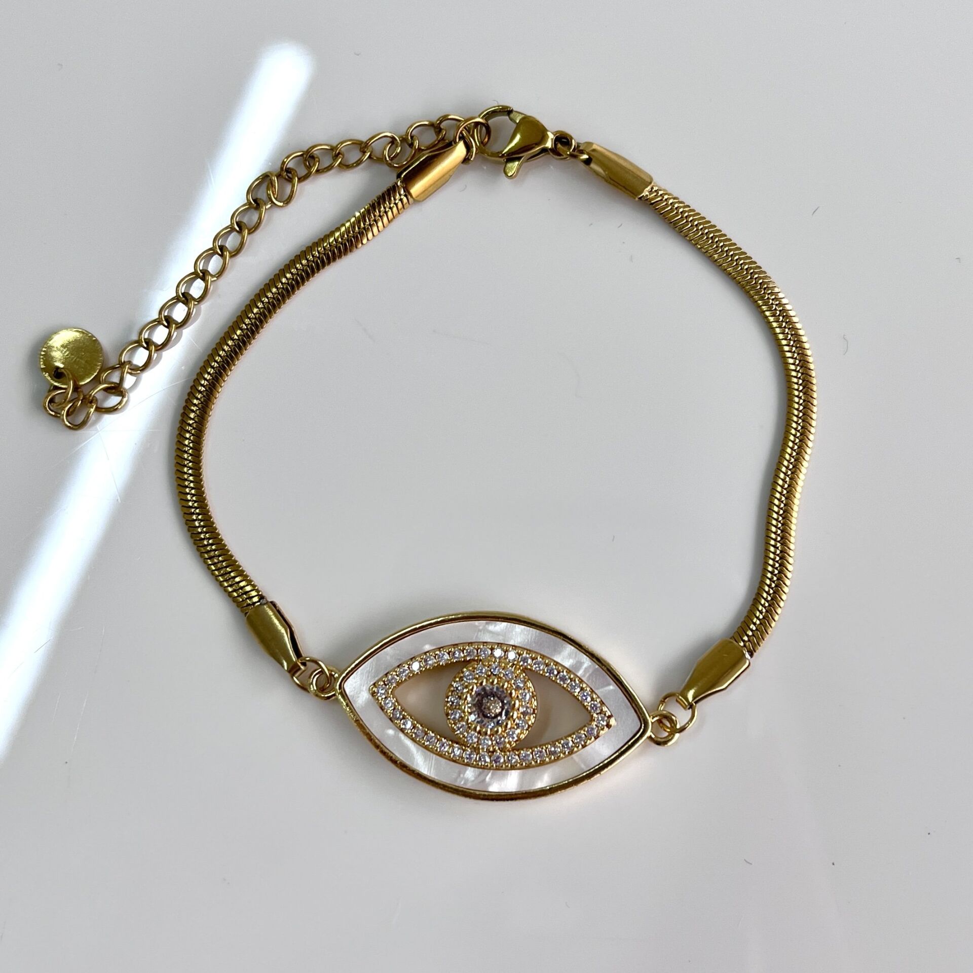 Çelik Sedef Taşı Göz Bileklik