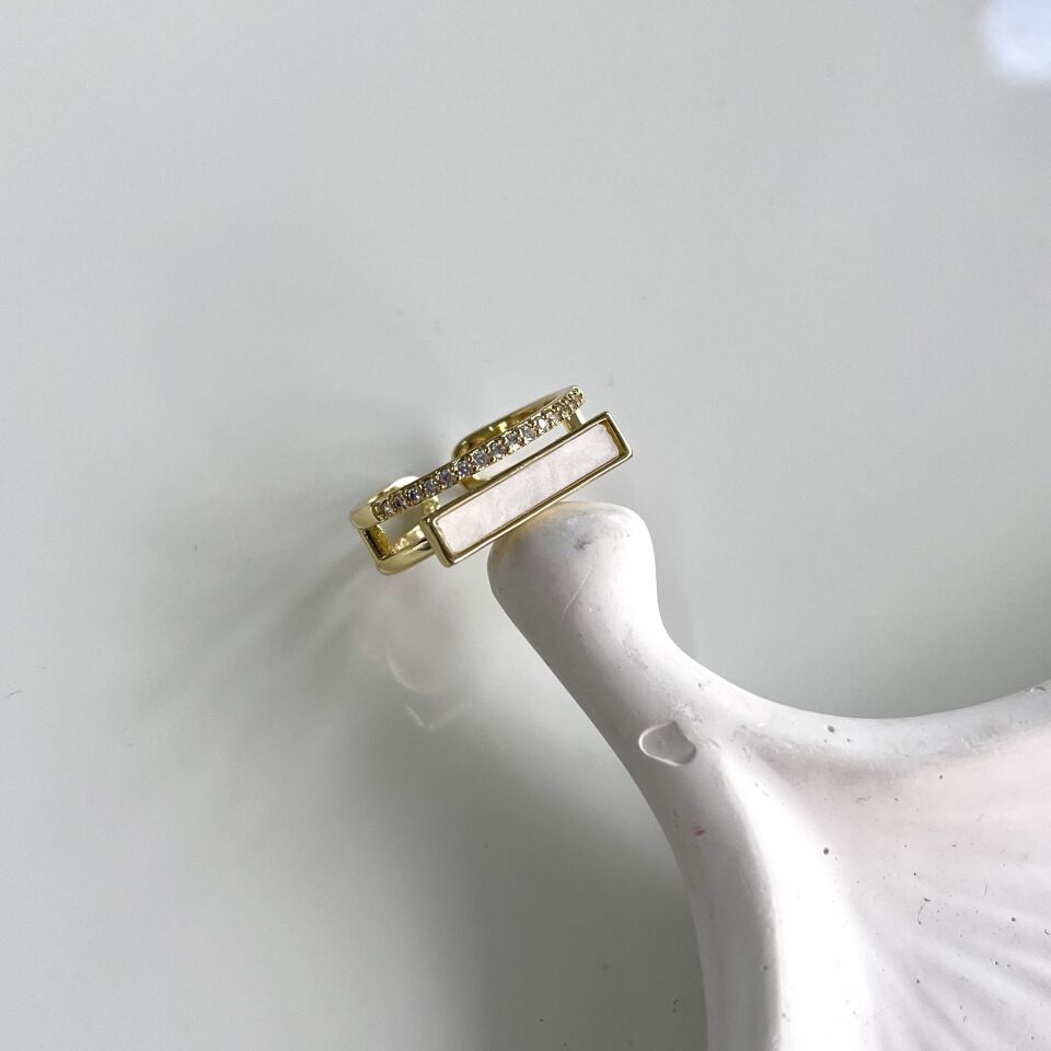 Çelik Sedef Taşı Yüzük