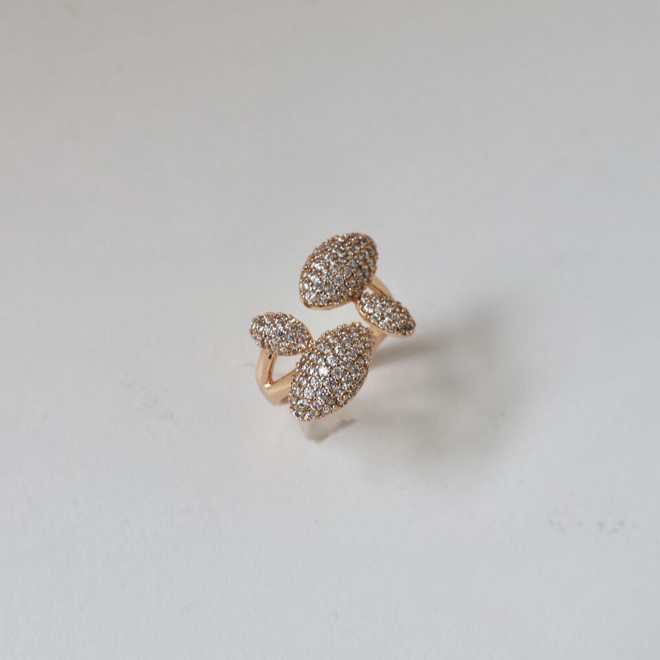 Xuping Taşlı Yüzük