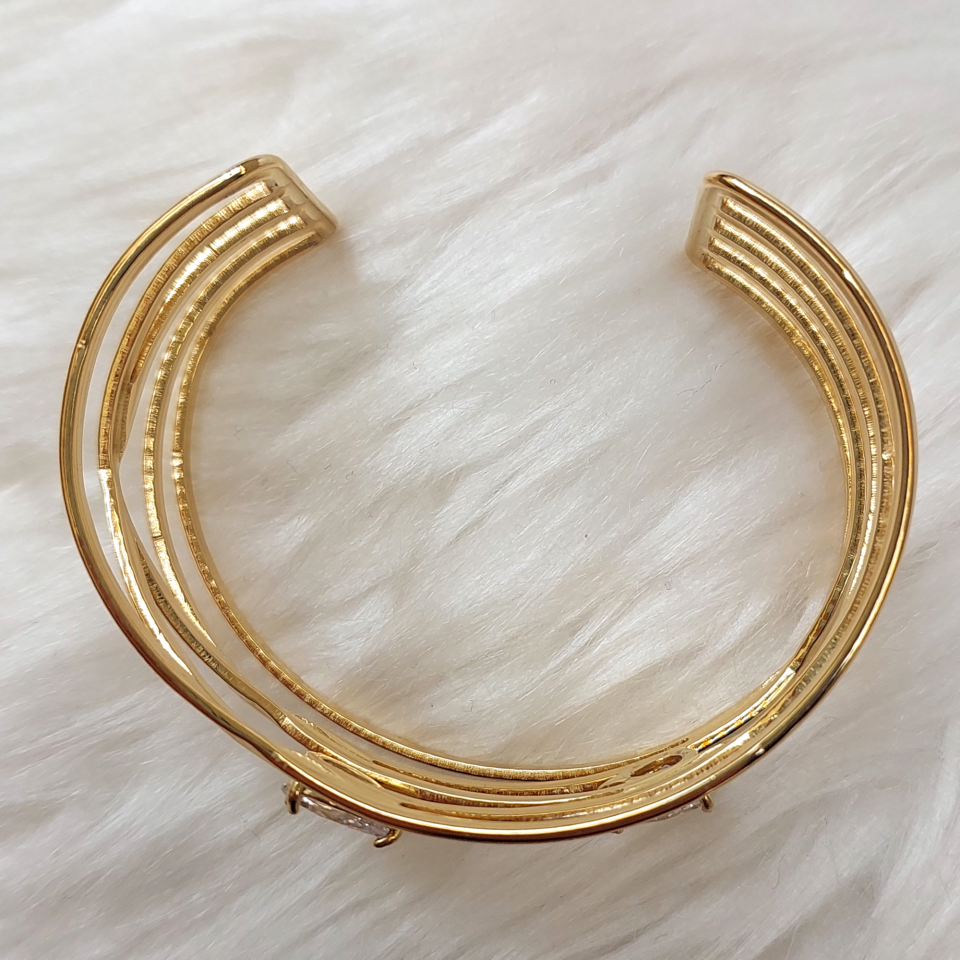 Taşlı Çelik Kelepçe