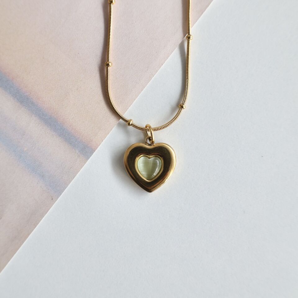 Çelik Kedi Gözü Yeşil Kalp Kolye