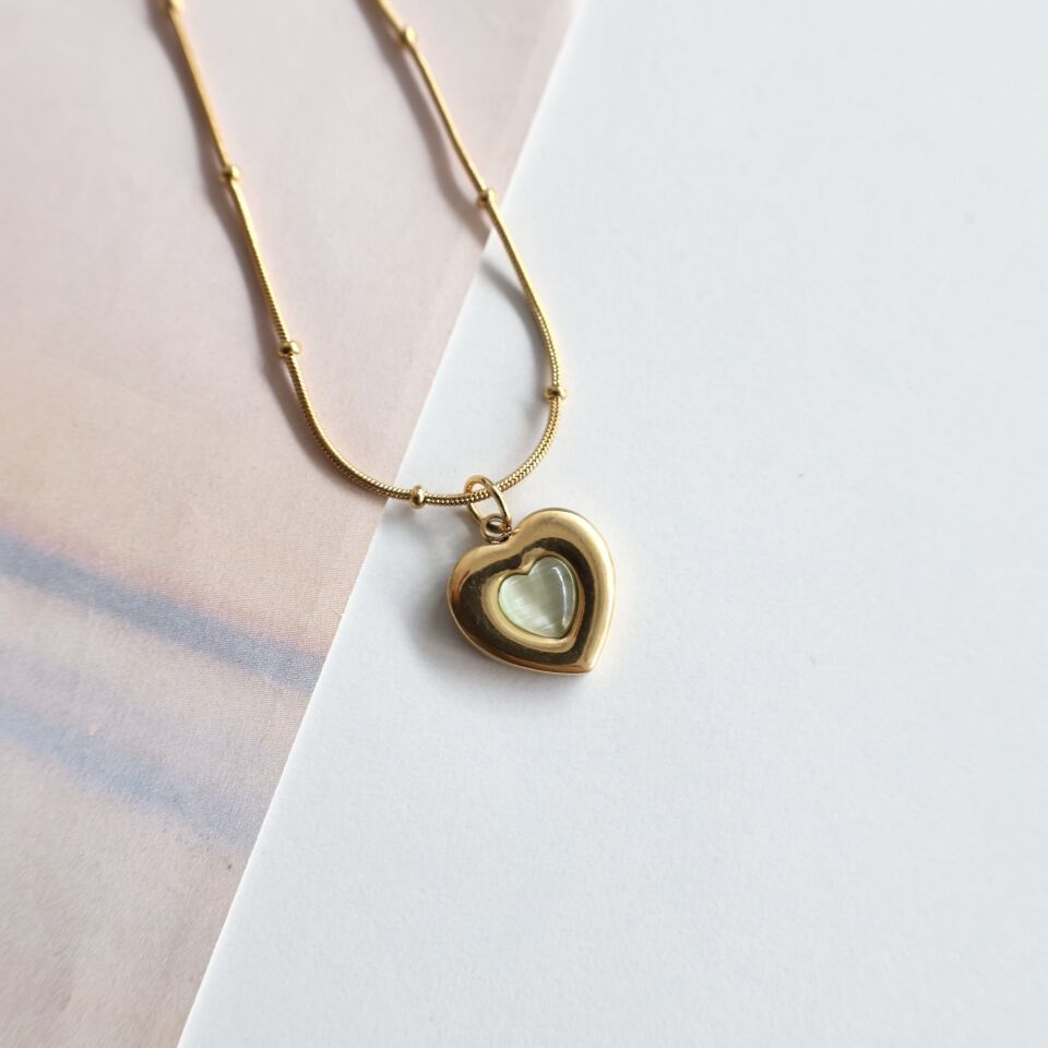 Çelik Kedi Gözü Yeşil Kalp Kolye