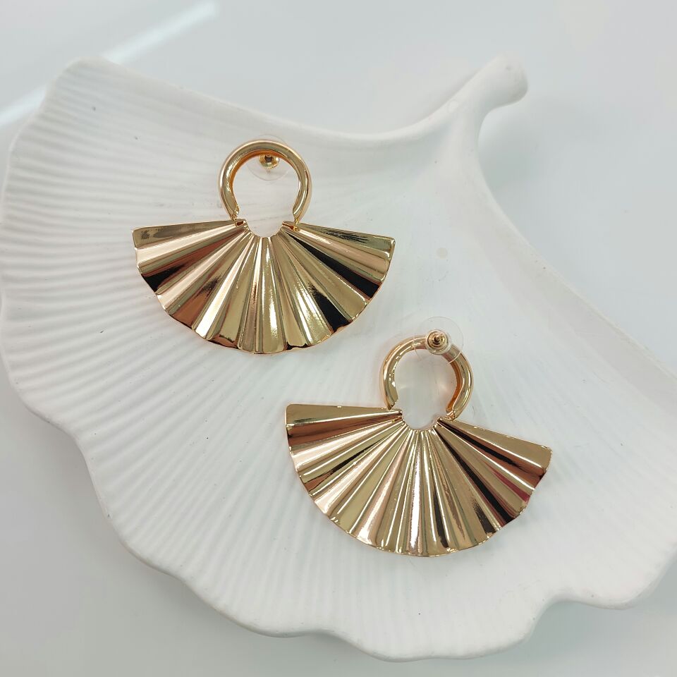 Vip Yelpaze Plaka Küpe