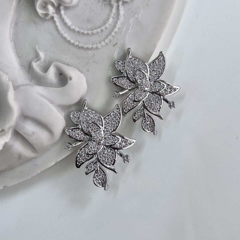 Xuping Zirkon Taşlı Çiçek Küpe